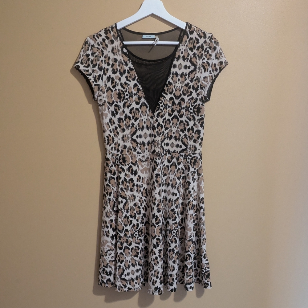 Kimchi Blue Leopard Print Short Sleeve Skater Dress